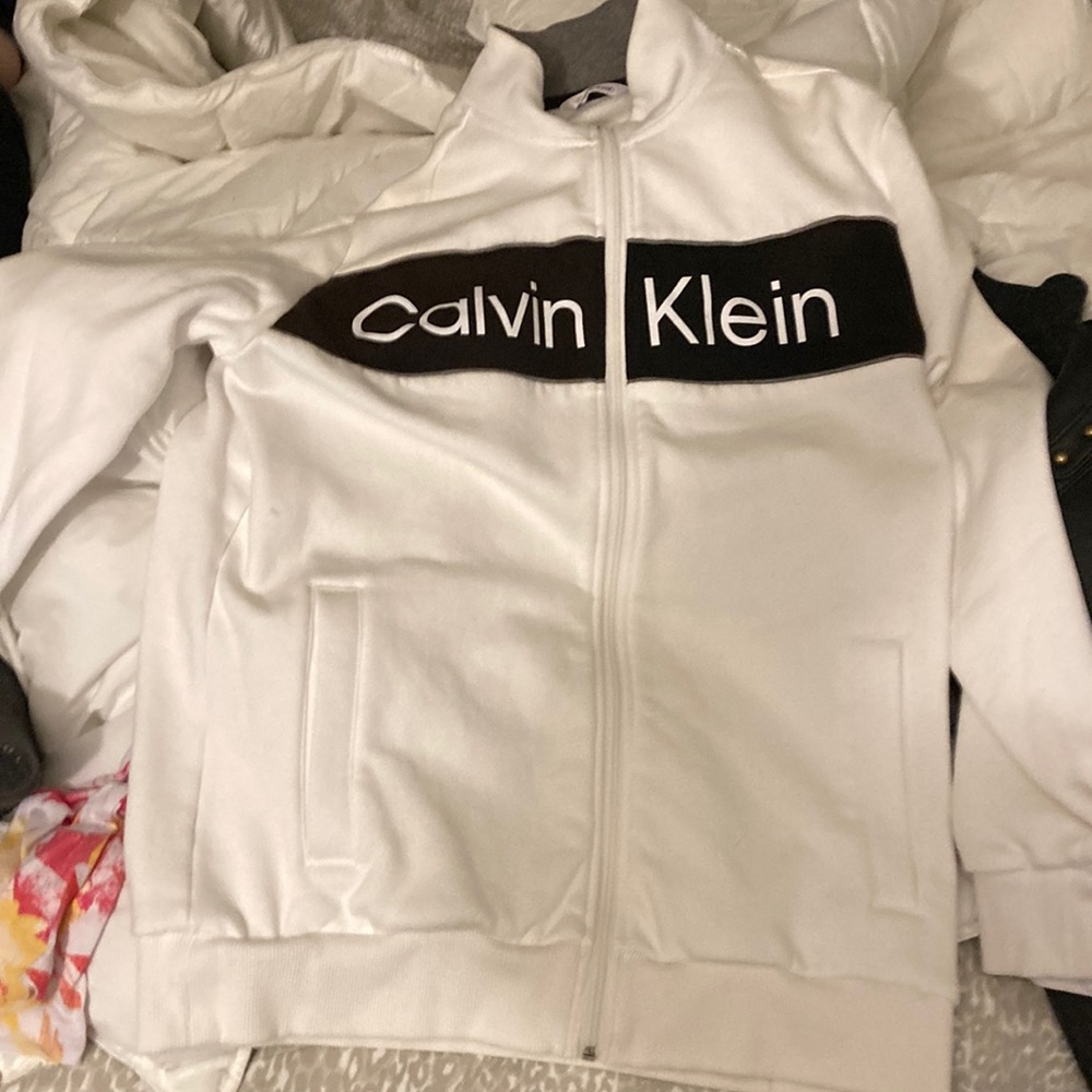 Calvin Klein spring jacket, size large men’s white n black.brand new.